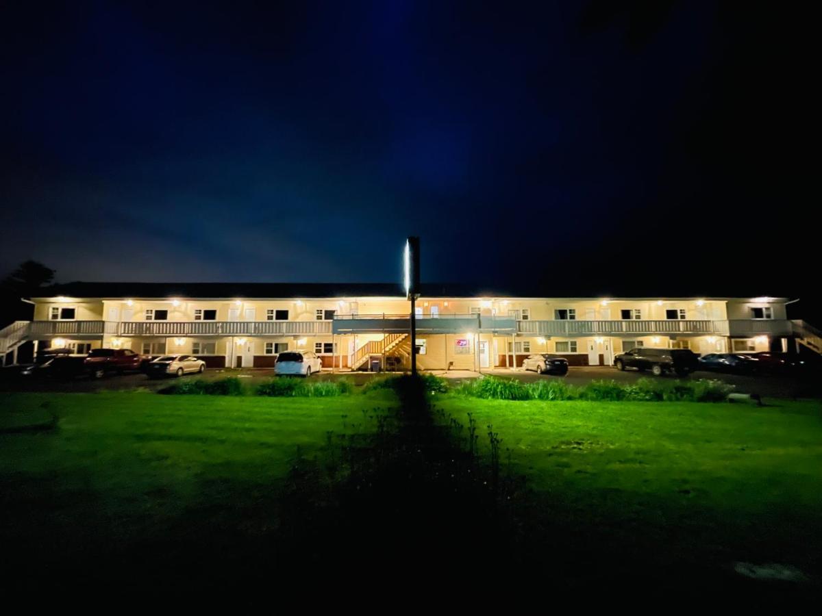 Scenic Motel Moncton Exterior foto